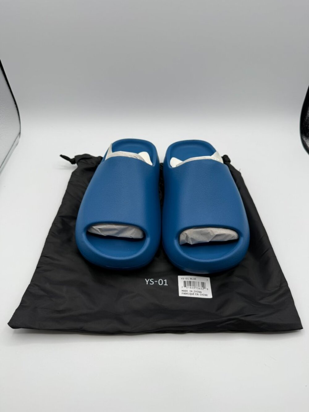 Yeezy Slides Blue YS-01 Men’s Size 7